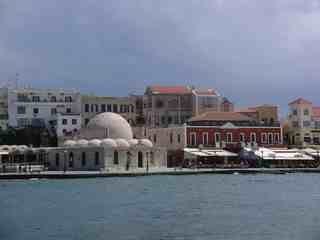 the-old-town-of-chania-is-also-worth-a-visit-thumb