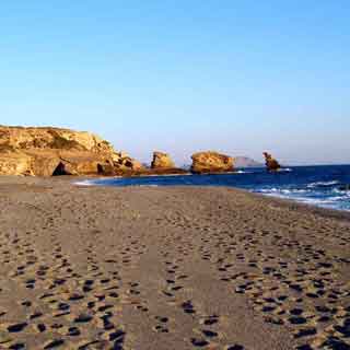 triopetra-beach-thumb