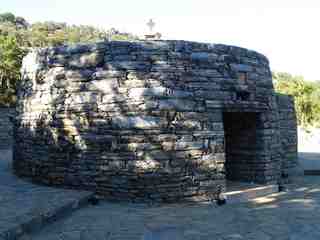 2-he-is-nowadays-beeing-worshiped-in-a-chappel-at-a-high-plateau-on-psiloritis-1400m-thumb